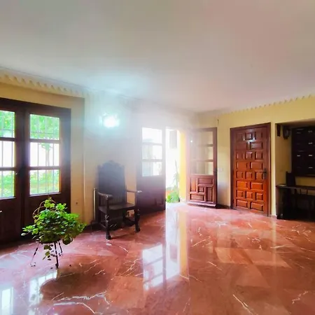 Apartment Plaza Cristo De Burgos Seville